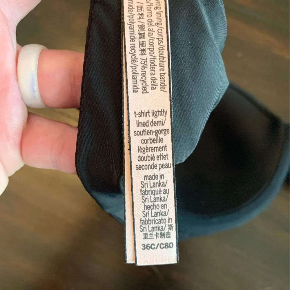Victoria’s Secret Lightly Lined Underwire T-shirt Demi Bra